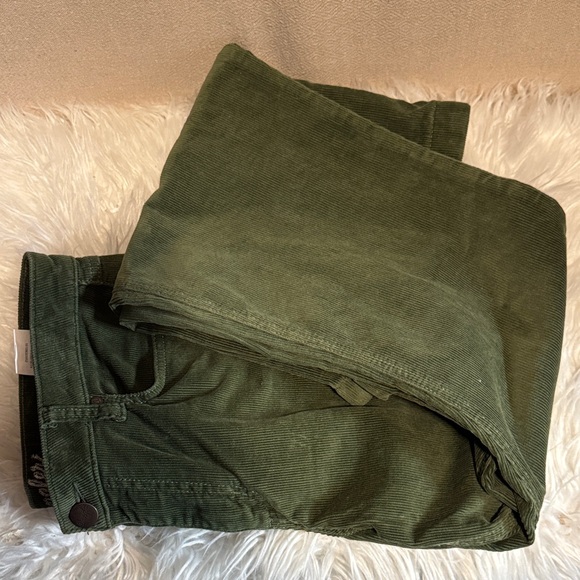 Wrangler Forest Green Women's Flare Jeans - Picture 7 of 7